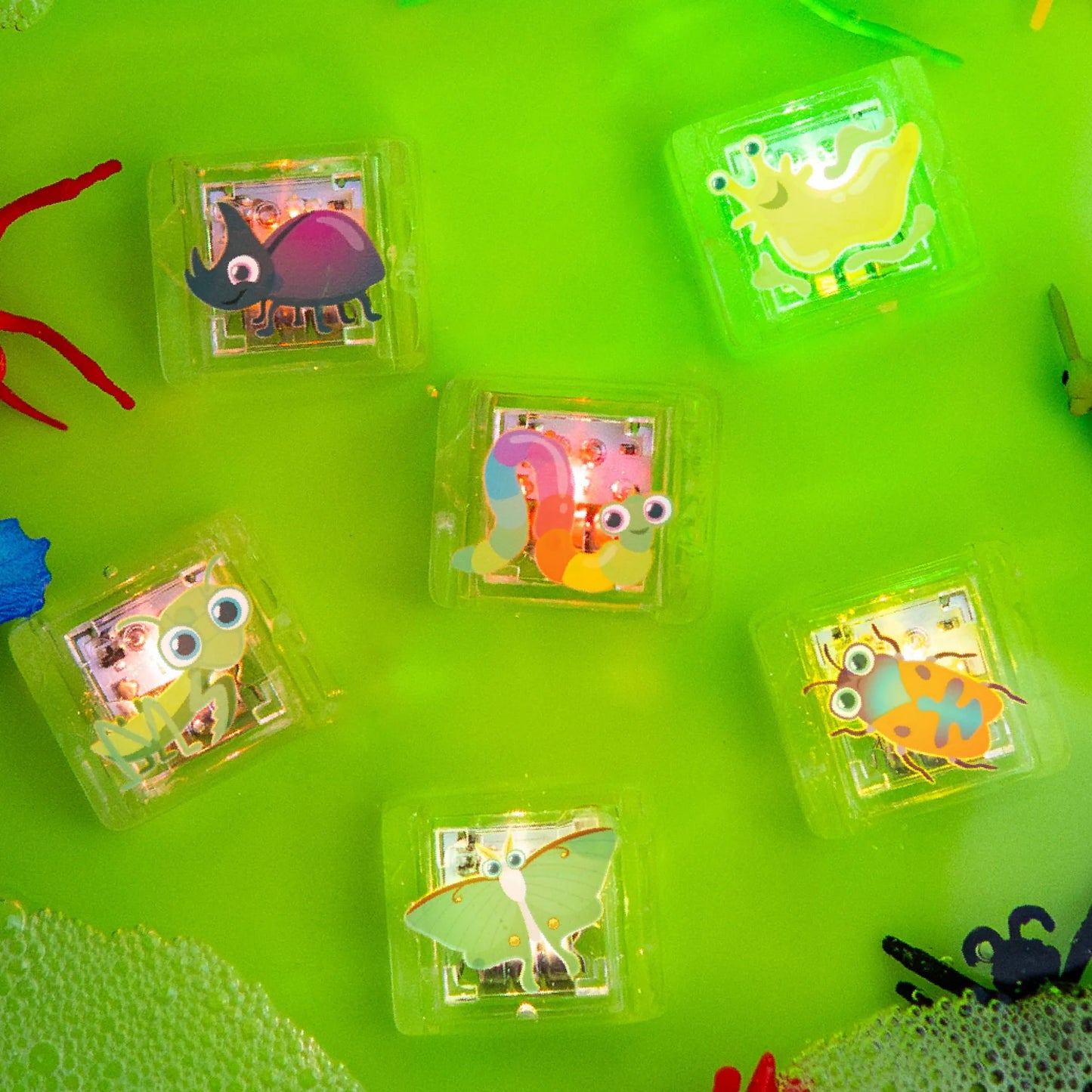 GloPals Light Up Cubes, Insects Theme Set