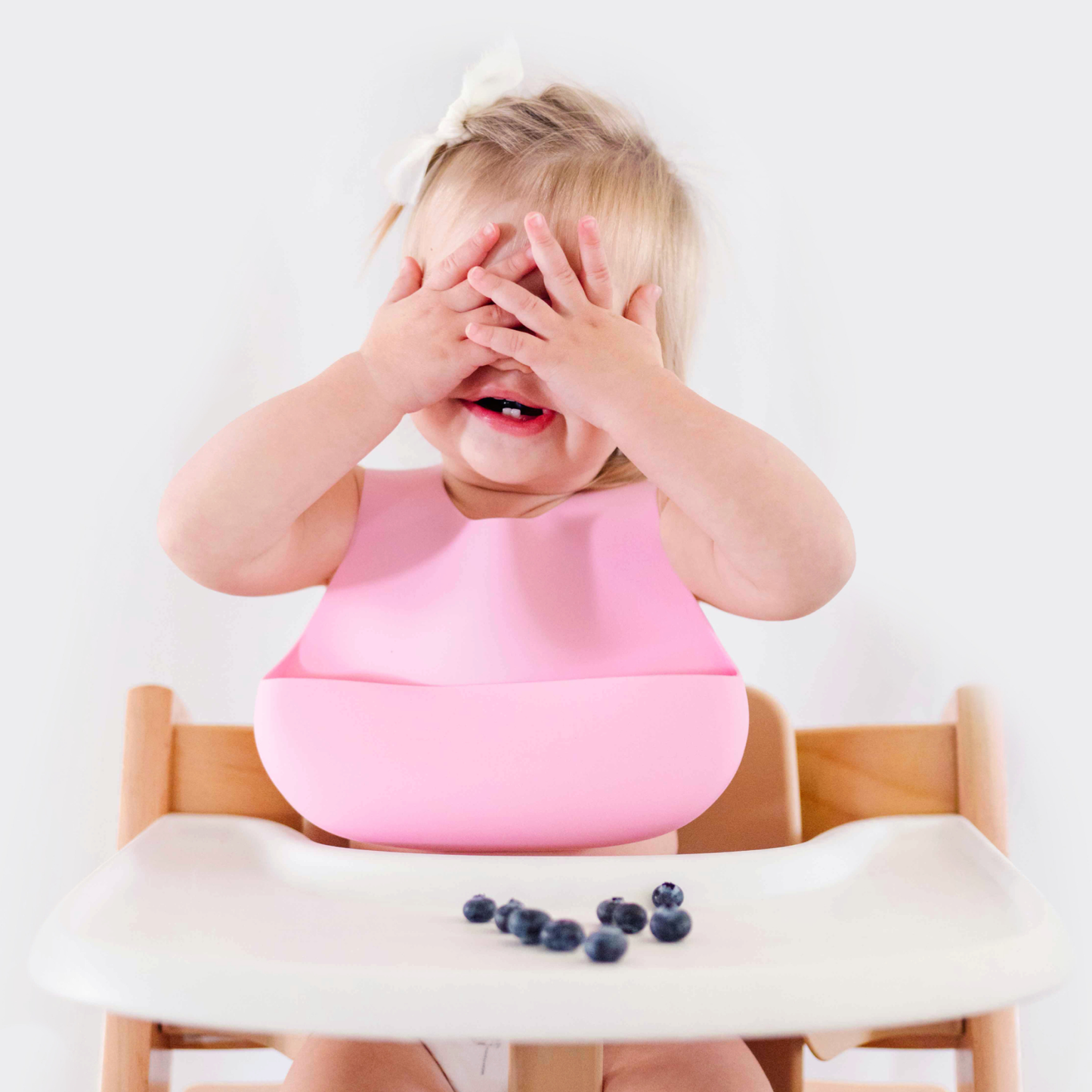 Magnetic Bib - Strawberry Dream