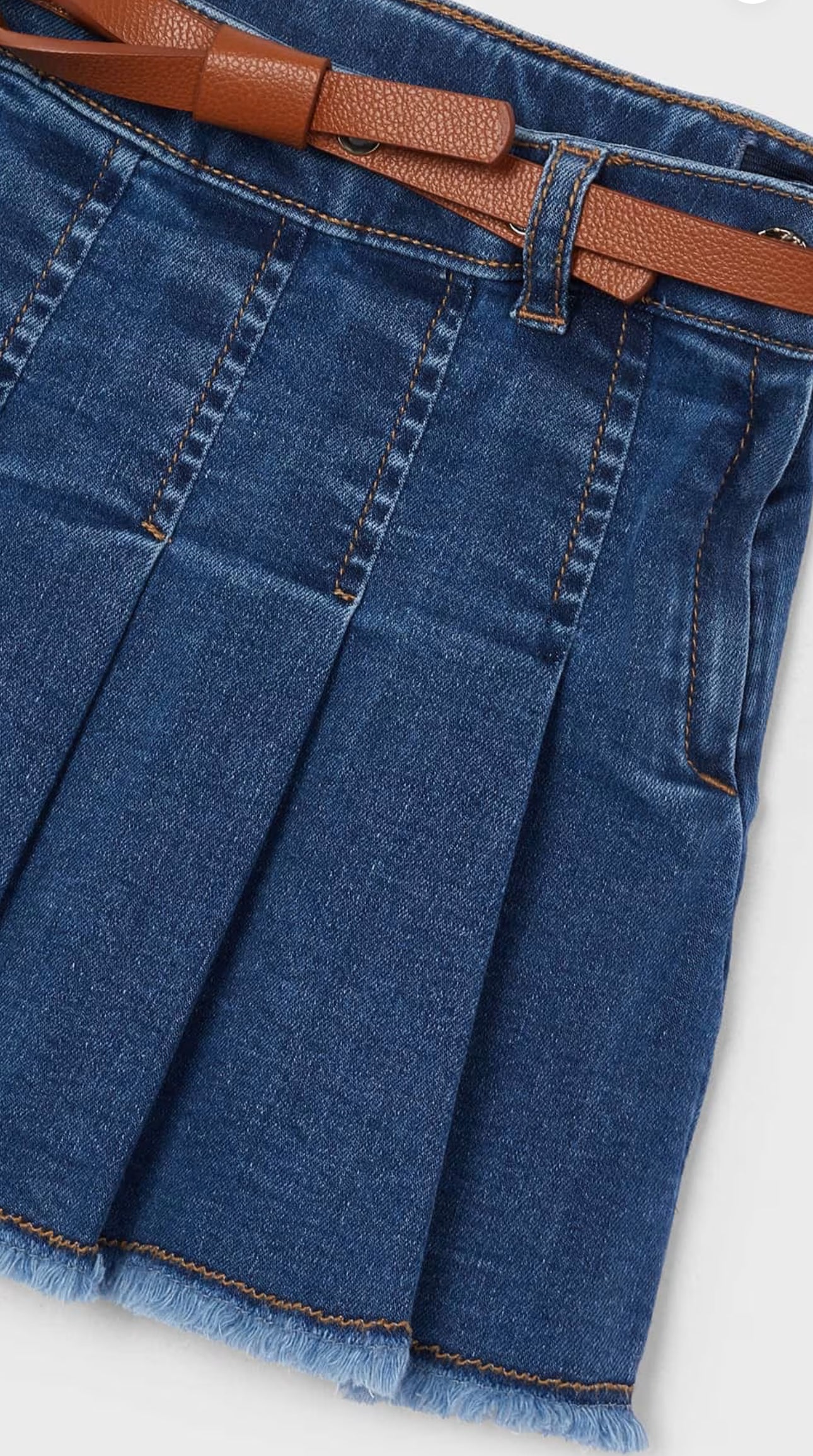 Pleated Denim Skirt w/Belt