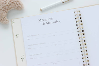 Baby Book - Memory book (Sand)