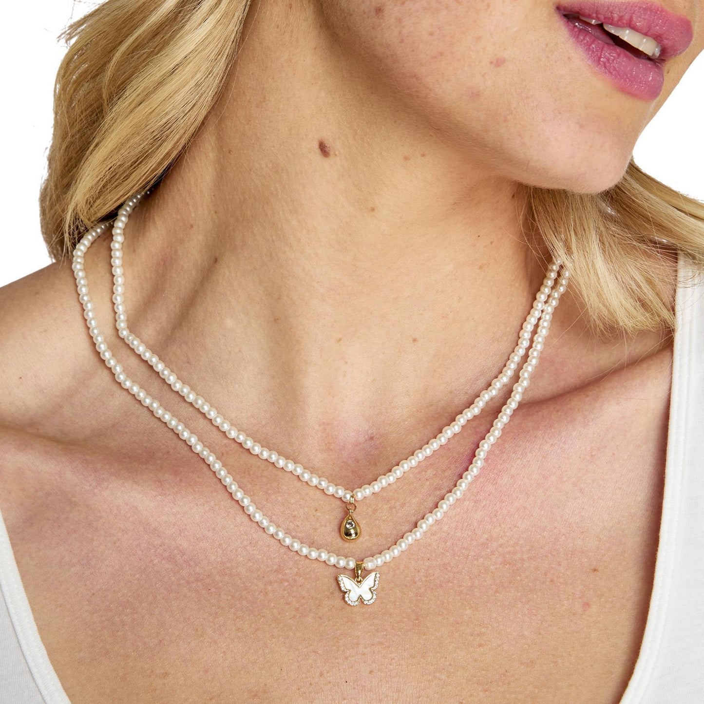 Pearl Necklace w/Charm (3 designs)